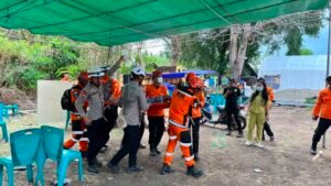Personel Korbrimob Polri Terus Bergerak, Evakuasi Korban dan Penuhi Kebutuhan Warga Terdampak Gempa